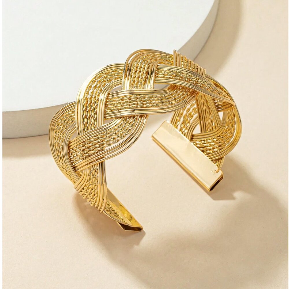 Chunky Gold Woven Mesh Open Bangle Textured Twist - Picture 2 of 4